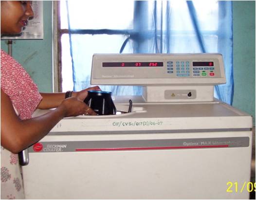 Ultra Centrifuge